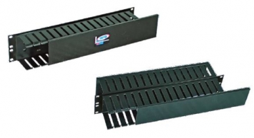 ORGANIZADOR DE CABLES NORTH SYSTEM 1 U.R. SENCILLO HORIZONTAL 19 PULGADAS DUCTO 1.5X2 PULGADAS NEGRO LISO